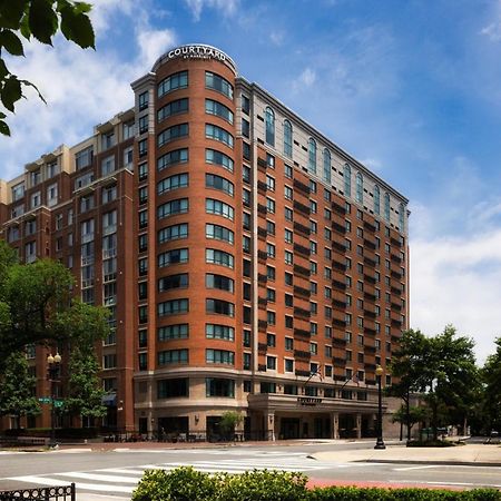 Отель Courtyard By Marriott Washington Capitol Hill/Navy Yard Экстерьер фото
