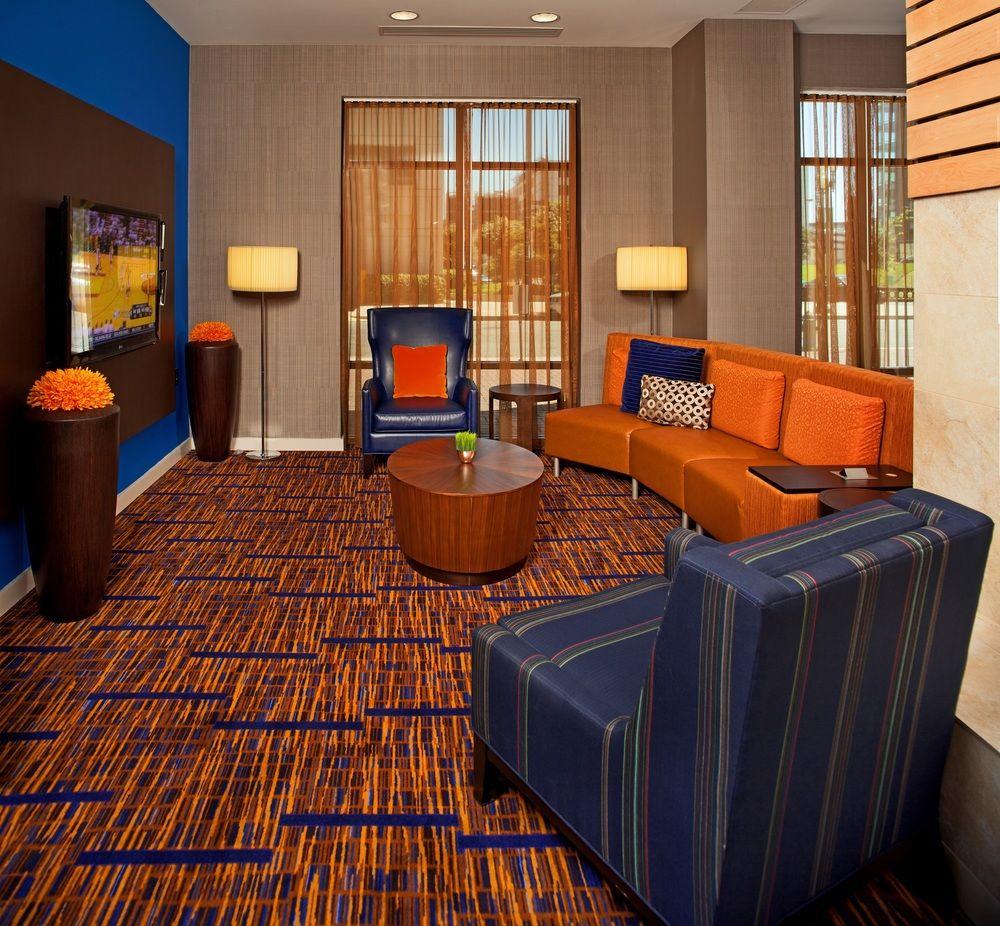 Отель Courtyard By Marriott Washington Capitol Hill/Navy Yard Экстерьер фото