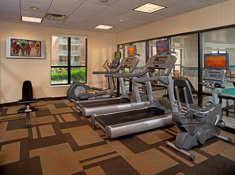 Отель Courtyard By Marriott Washington Capitol Hill/Navy Yard Экстерьер фото