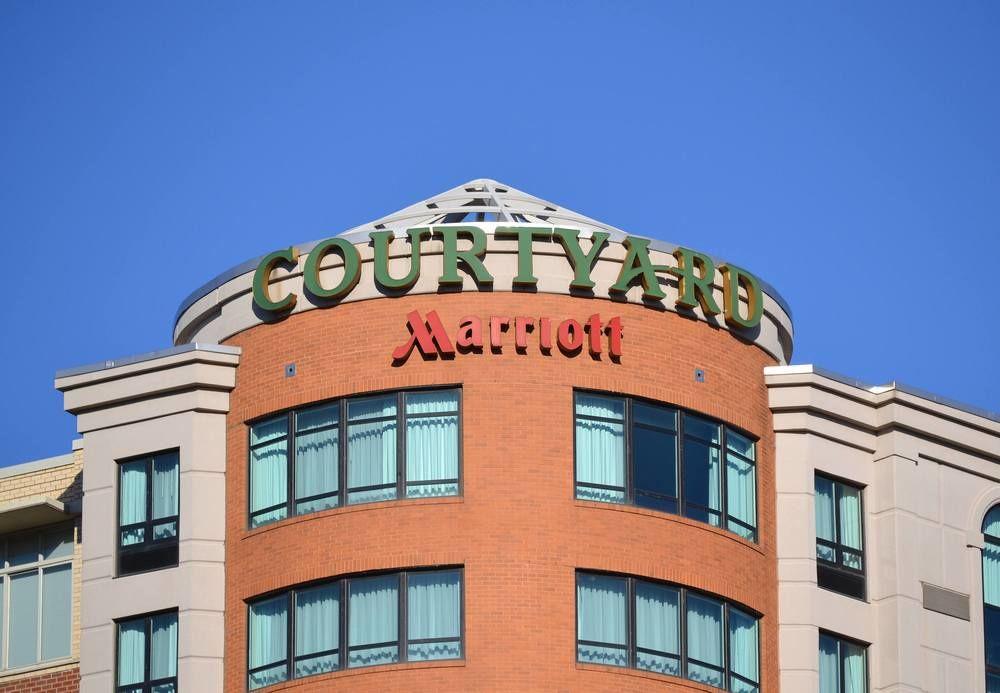 Отель Courtyard By Marriott Washington Capitol Hill/Navy Yard Экстерьер фото